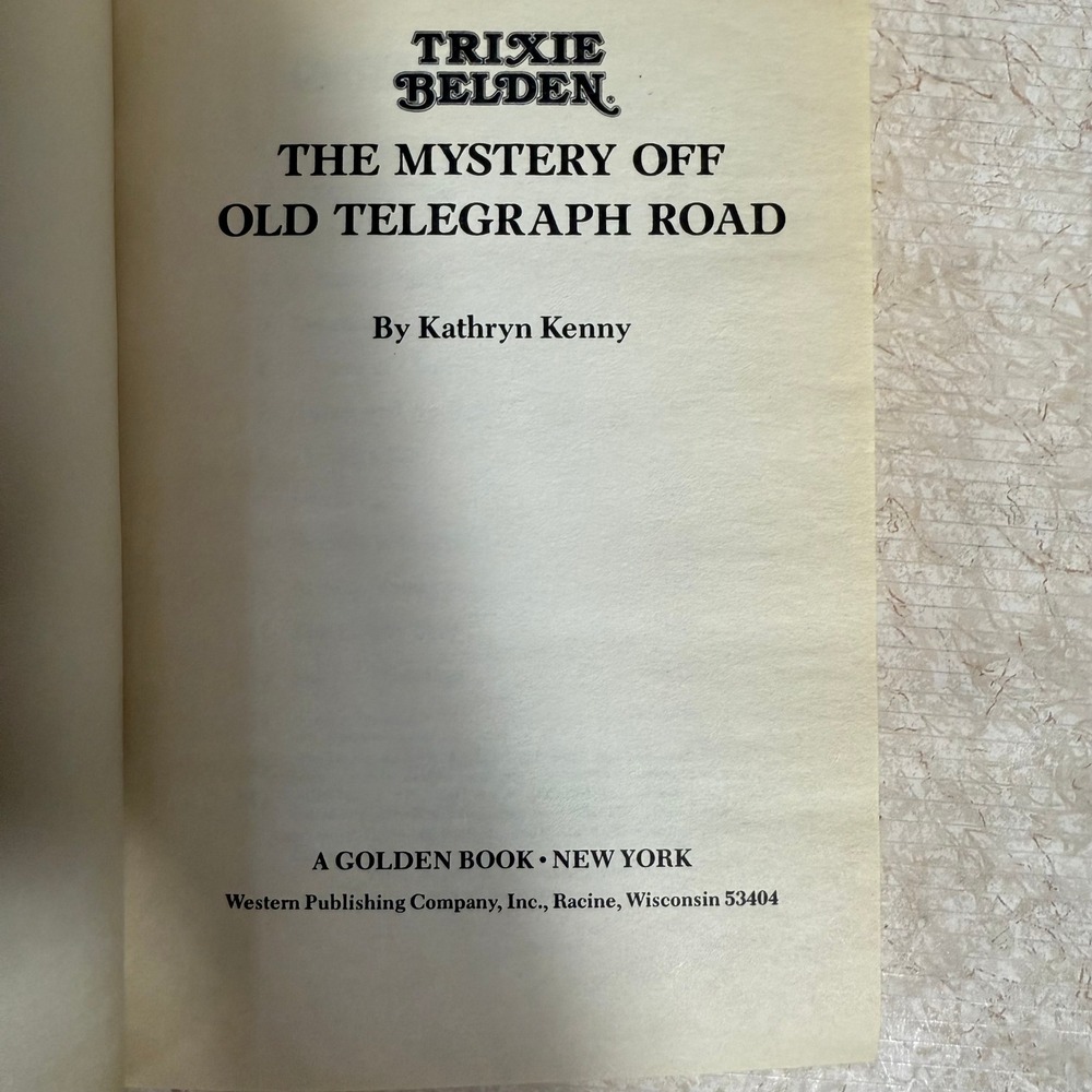 Trixie Belden The Mystery Off Old Telegraph Road Book Vintage Kathryn Kenny - Picture 2 of 6